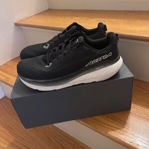 Altra Men's FWD Via 2 Athletic Shoes